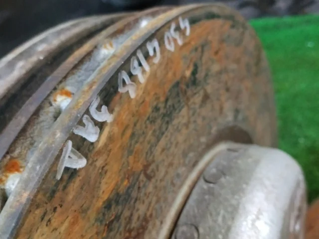 Диски тормозные передние (комплект) для BMW 5er G30 2016-2023 на фотографиях