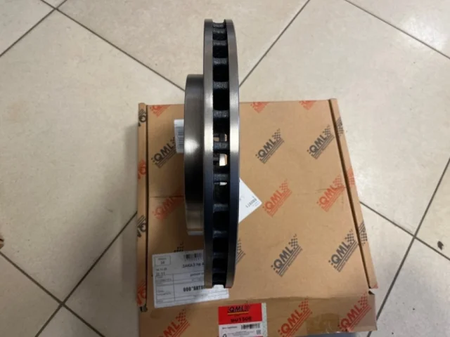 Диски тормозные передние (комплект) для Mitsubishi Pajero Sport KH0 2008-2013 на фотографиях