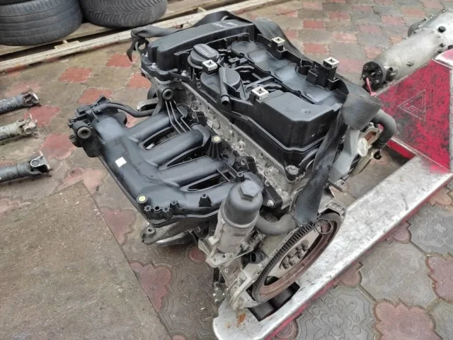 Двигатель без навесного для Mercedes-Benz CLK class C209 2002-2011 на фотографиях