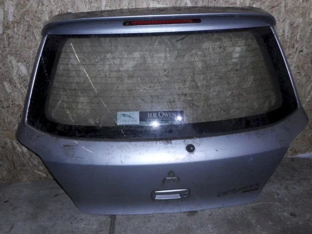 Двери для Mitsubishi Outlander 1 CU0W 2002-2009 на фотографиях