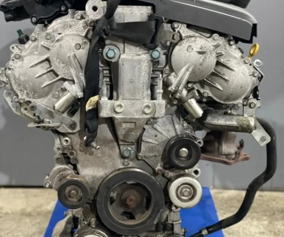 Двигатель без навесного для Nissan Pathfinder R52 2013-2017 на фотографиях