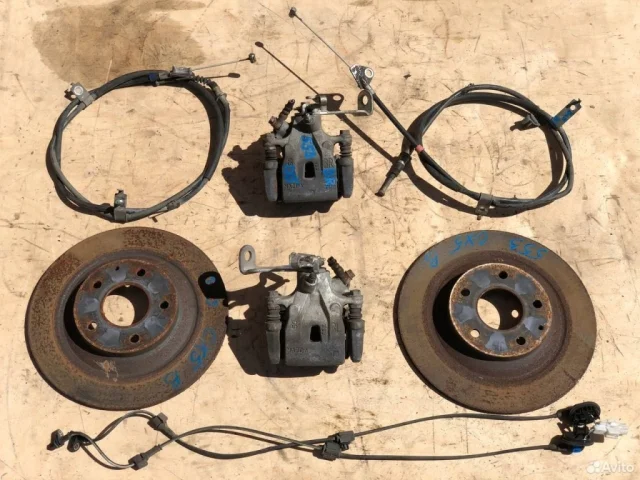 Суппорт задний левый для Mazda CX 5 KE 2011-2017 на фотографиях