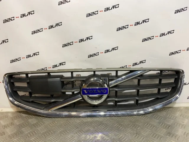 Решетка радиатора для Volvo S60 FS II rest 2013-2018 на фотографиях