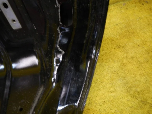 Крышка багажника для Nissan Tiida SC11 Седан 2007-2014 на фотографиях