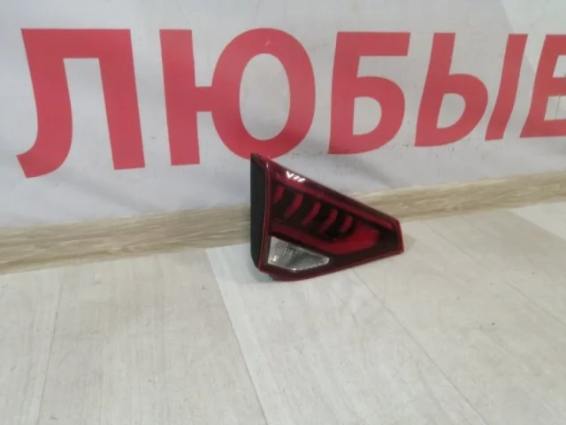 Фонарь внутренний левый для Kia Rio X line 2017+ на фотографиях