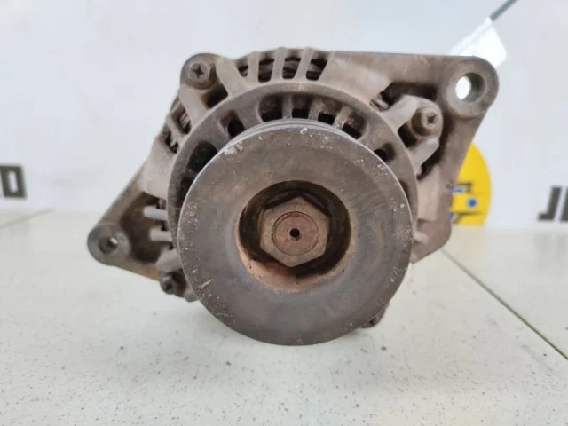 Генератор для Mitsubishi Pajero Sport K90 1997-2009 на фотографиях