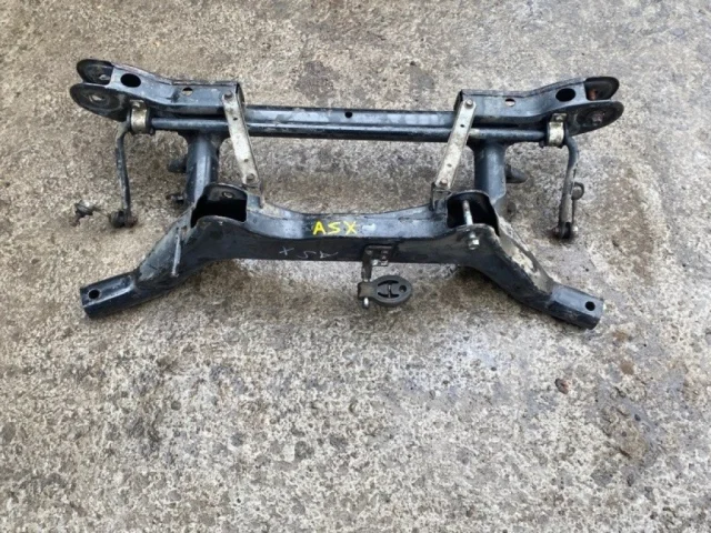 Задний подрамник для Mitsubishi ASX I 2010-2012 на фотографиях