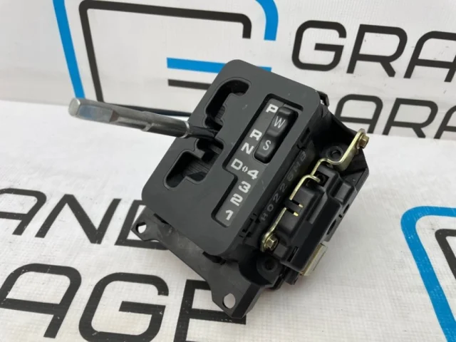 Селектор АКПП для Mercedes-Benz CLK class C208 1997-2002 на фотографиях