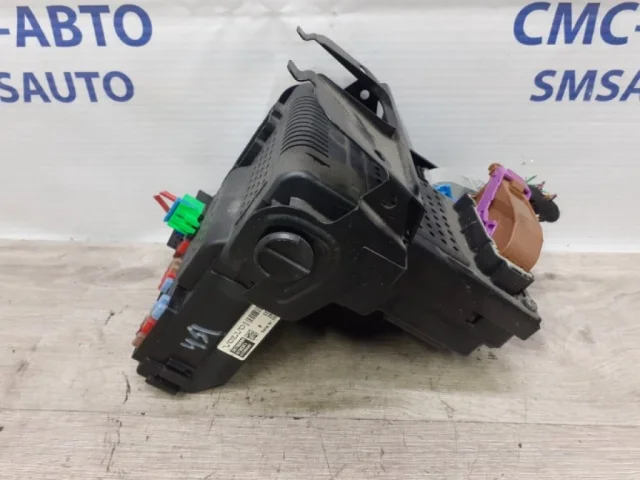 CEM Центральный электронный модуль для Volvo XC90 I C 2002-2014 на фотографиях