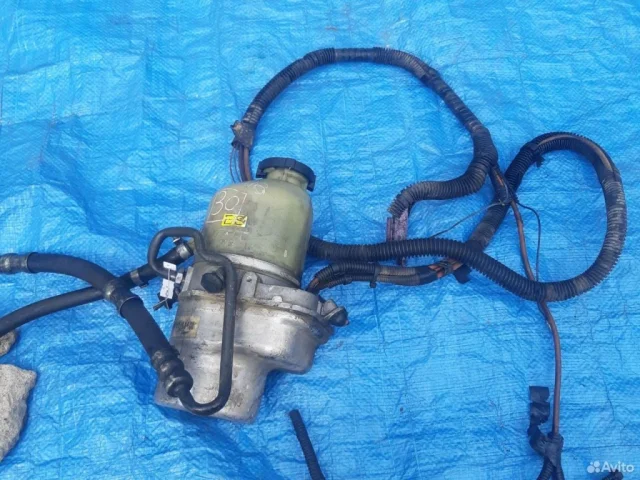 Электроусилитель руля для Opel Zafira A 1999-2005 на фотографиях