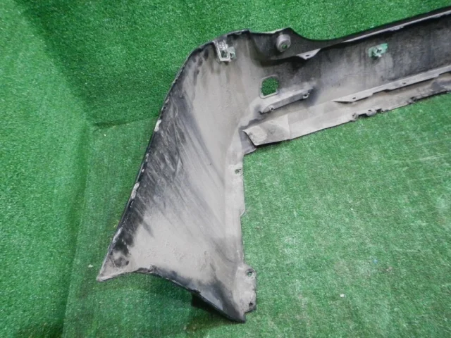 Бампер задний для Toyota Alphard H30 2015+ на фотографиях