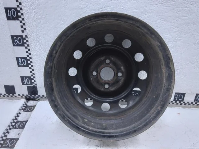 Диск колесный стальной для Kia Rio 3 на фотографиях