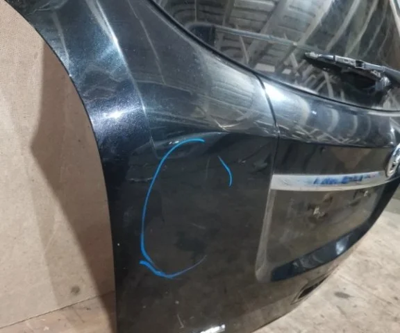 Крышка багажника для Opel Mokka 2012-2016 на фотографиях