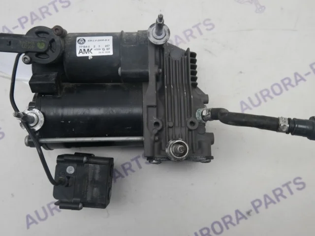 Компрессор пневмоподвески задний для BMW X5 Е70 2006-2013 на фотографиях