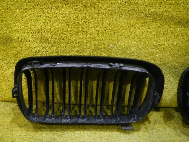 Решетка радиатора левая для BMW X6 Ф16 F16 2014-2019 на фотографиях