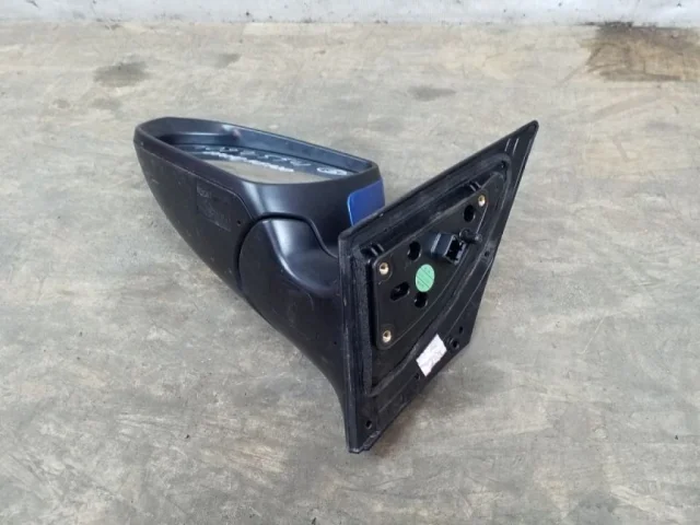 Зеркало заднего вида (в салоне) для Hyundai Solaris 2 (2017-2022) на фотографиях