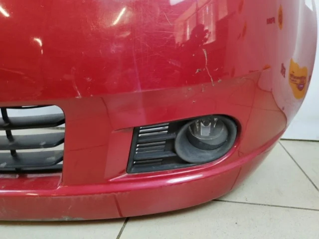 Бампер передний для Suzuki Swift Хэтчбек 3-d 2004-2010 на фотографиях