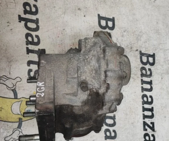 Редуктор переднего моста для Toyota RAV4 XA40 rest 2015-2019 на фотографиях