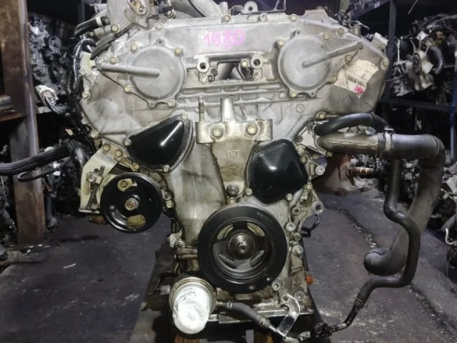 Двигатель для Infiniti M Y50 2005-2010 на фотографиях