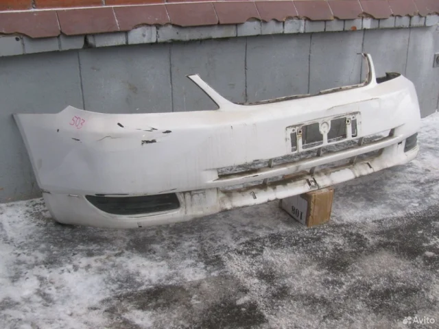 Бампер для Toyota Corolla E110 Седан 1997-2002 на фотографиях