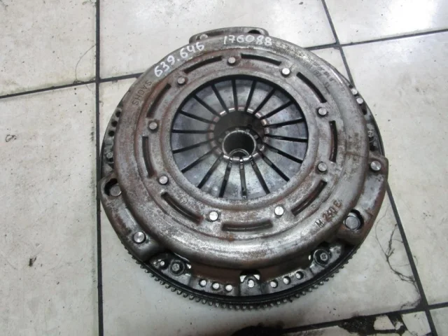 Маховик для Mercedes-Benz Vito W639 Vito Фургон 2003-2013 на фотографиях