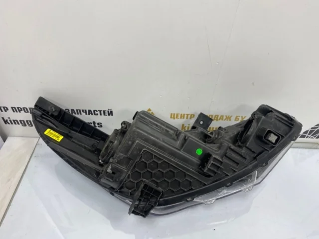 Фара ксенон левая для Hyundai Solaris 2 (2017-2022) на фотографиях