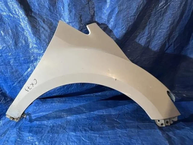 Крыло правое для Mazda CX 7 ER 2006-2010 на фотографиях