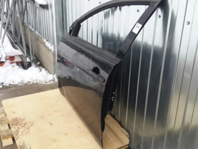 Дверь передняя левая для Mitsubishi Lancer 10 Седан CY 2007-2011 на фотографиях