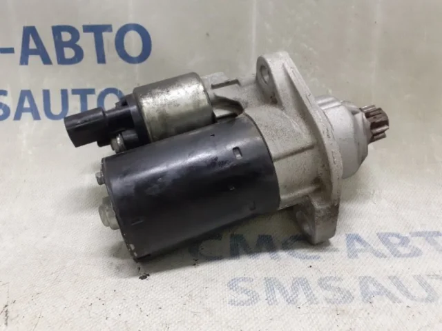 Стартер для Volkswagen Passat Variant (B6, Typ 3C) 2004-2010 на фотографиях