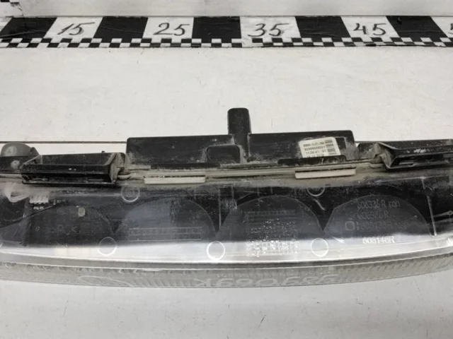 Дневной ходовой огонь правый для Mercedes-Benz GL class X166 2012-2016 на фотографиях