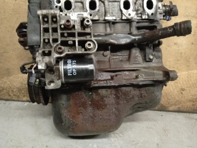 Двигатель без навесного для Fiat Doblo 223 2001-2016 на фотографиях