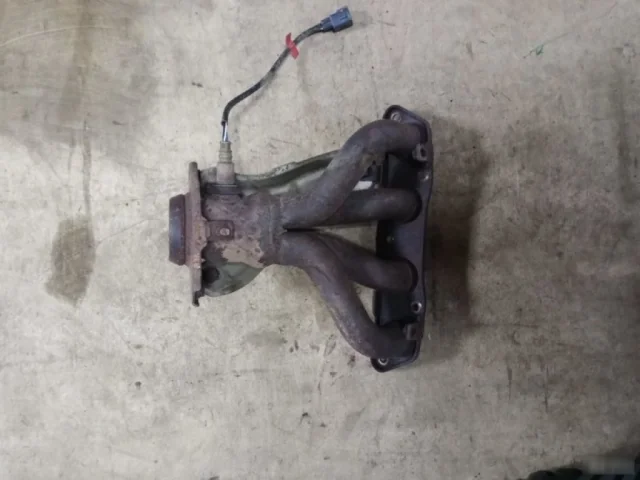 Выпускной коллектор для Toyota RAV4 XA30 2005-2012 на фотографиях