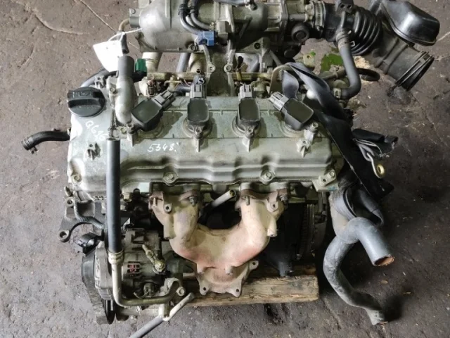Двигатель для Nissan Primera P12 Седан 2002-2008 на фотографиях