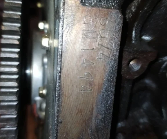 Двигатель без навесного для Mitsubishi Pajero V20 3dr 1990-2000 на фотографиях