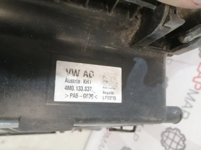 Корпус воздушного фильтра для Audi Q7 4M 2015+ на фотографиях