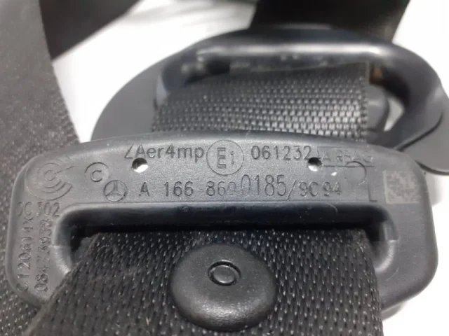 Ремень безопасности передний левый для Mercedes-Benz M class W166 2011-2015 на фотографиях