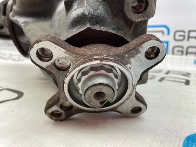 Редуктор заднего моста для Mercedes-Benz Vito W639 Vito Фургон 2003-2013 на фотографиях