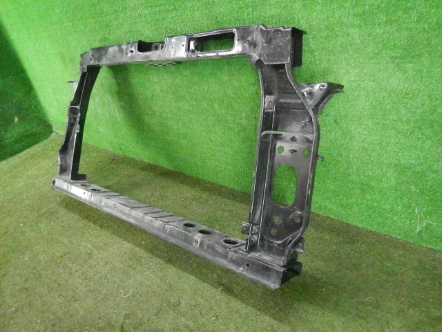 Панель радиатора (телевизор) для Hyundai Creta 1 GS 2016-2021 на фотографиях