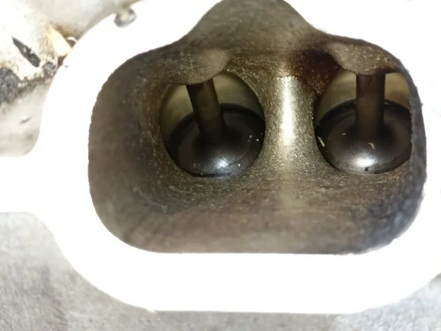 Двигатель без навесного для Mercedes-Benz CLK class C208 1997-2002 на фотографиях