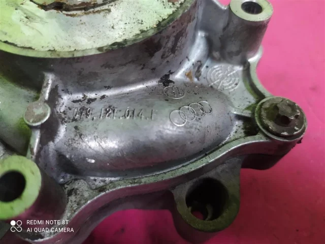 Компрессор кондиционера для Volkswagen Touareg I (7L) 2002-2010 на фотографиях