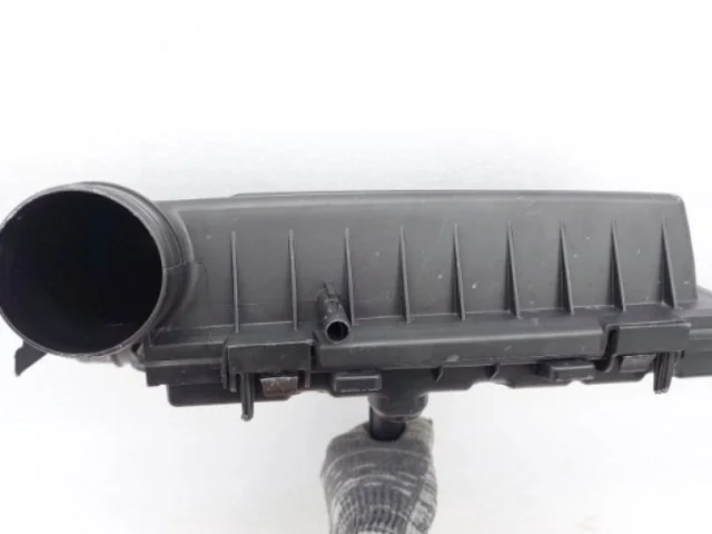 Корпус воздушного фильтра для Skoda Rapid II 2020+ на фотографиях