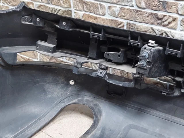 Бампер задний для Audi Q7 4L 2005-2015 на фотографиях