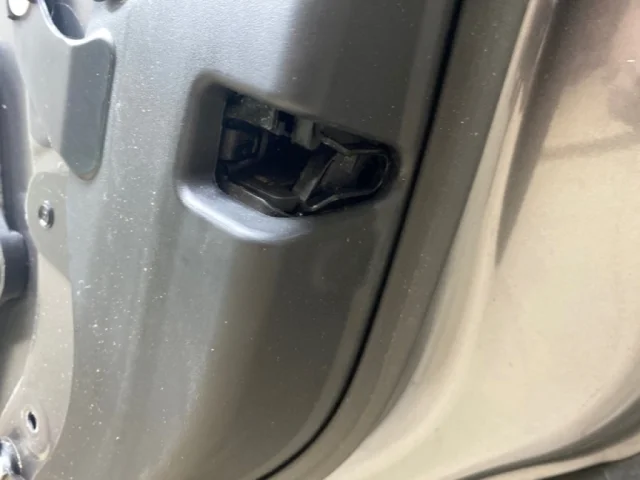 Дверь задняя правая для Land Rover Range Rover Sport L494 2013-2017 на фотографиях