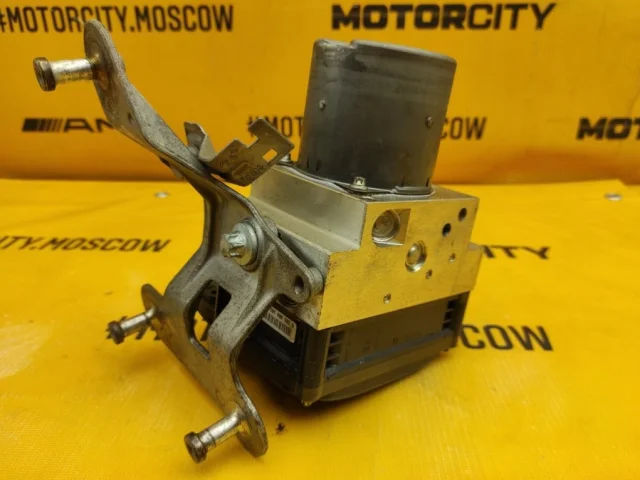 Блок ABS для Mercedes-Benz E class W211 2002-2009 на фотографиях