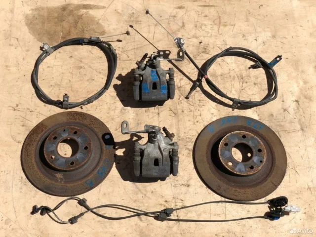 Суппорт задний левый для Mazda CX 5 KE 2011-2017 на фотографиях