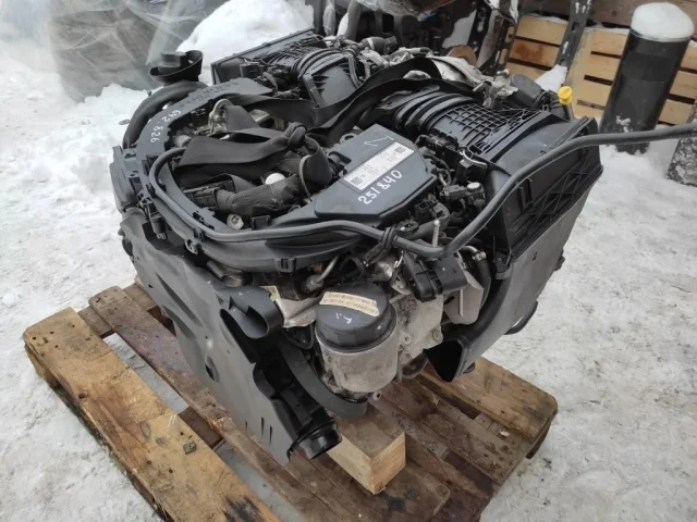 Двигатель без навесного для Mercedes-Benz GL class X166 2012-2016 на фотографиях