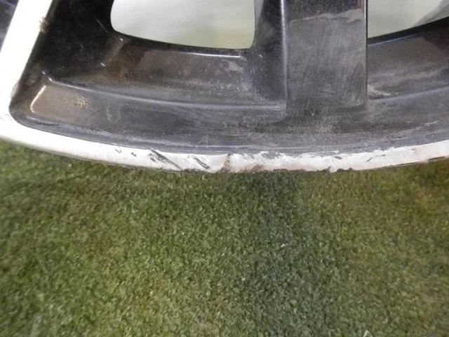 Диск колесный литой для Audi Q7 4M 2015+ на фотографиях