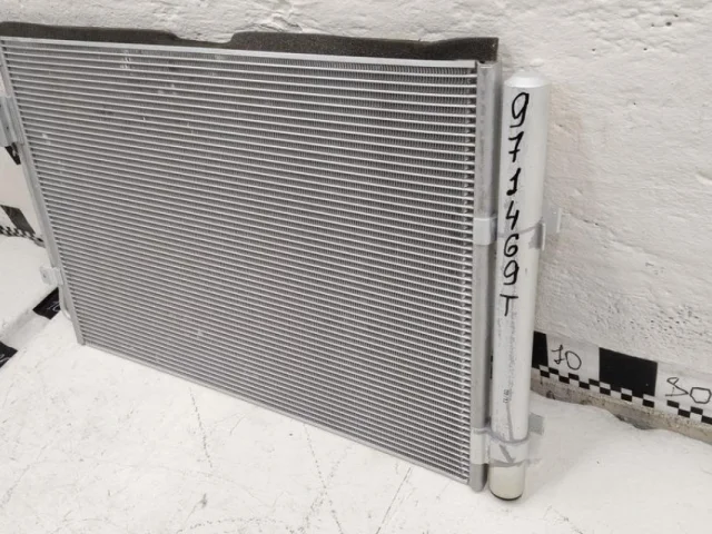 Радиатор кондиционера для Hyundai Solaris 1 RB (2011-2013) Хэтчбек на фотографиях