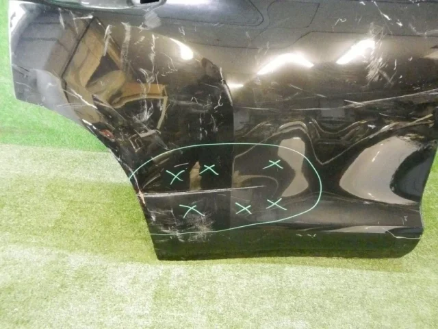 Дверь задняя правая для Toyota Land Cruiser 200 2007-2015 на фотографиях