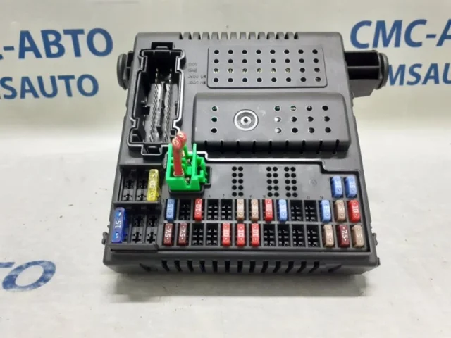 CEM Центральный электронный модуль для Volvo XC90 I C 2002-2014 на фотографиях